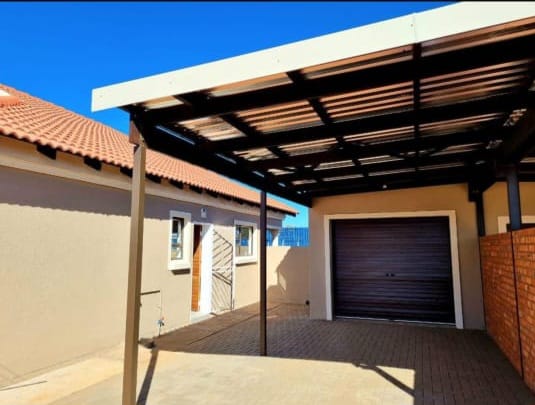 3 Bedroom Property for Sale in Kimdustria Northern Cape